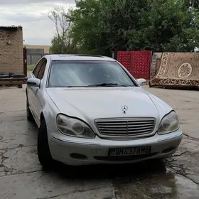 Mercedes-Benz S-Class 1999