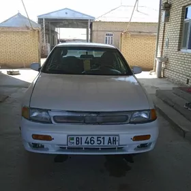 Nissan Altima 1996