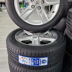 Camry 2013 ýyl r17diska teker