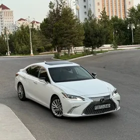 Lexus ES 350 2020