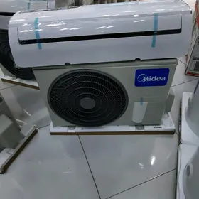 Midea 40kwadrad split 12