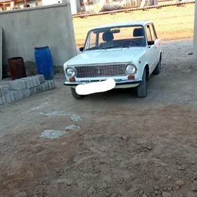 Lada 2104 1981