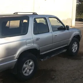 Toyota 4Runner 1995