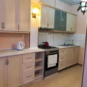 Аренда Ким,раён 2этж 3ком