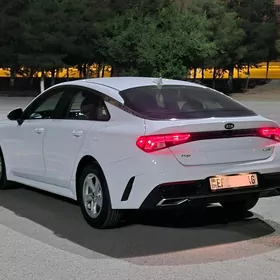 Kia K5 2022
