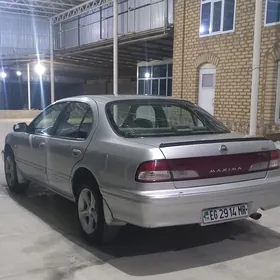 Nissan Maxima 1999
