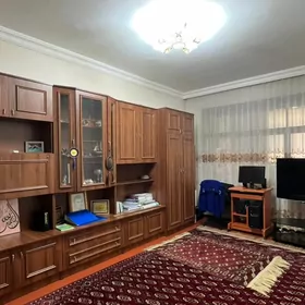 3komnat 8mkr 1etaz