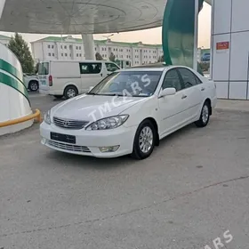 Toyota Camry 2004