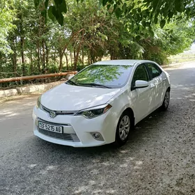 Toyota Corolla 2015