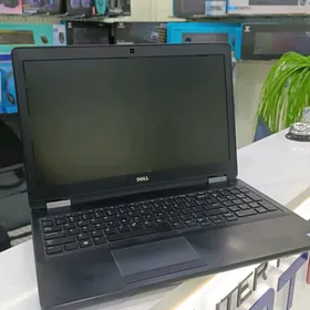 Noutbuk DELL 5570