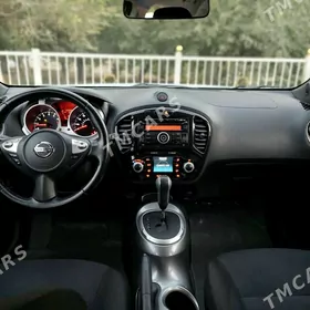 Nissan JUKE 2013