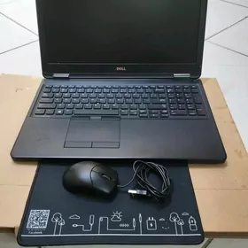 Notebook DELL 5550