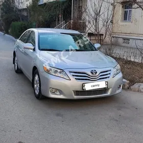 Toyota Camry 2011