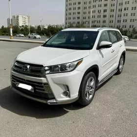 Toyota Highlander 2019