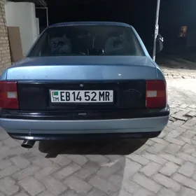 Opel Vectra 1989