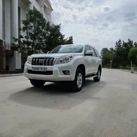 Toyota Land Cruiser Prado 2010