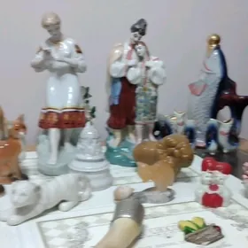 Статуэтки из форфора