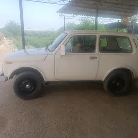 Lada Niva 1984