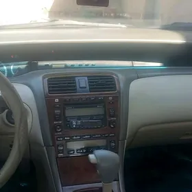 Toyota Avalon 2000