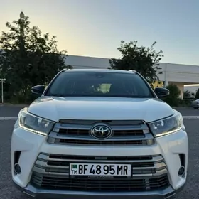 Toyota Highlander 2019