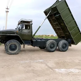 Ural 4320 1980