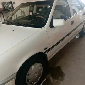 Opel Vectra 1989