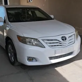 Toyota Camry 2011
