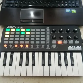 midi akai + аудио карта Yamaha