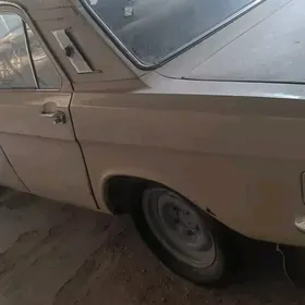 Gaz 24 1983