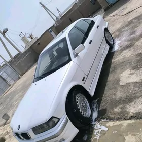 BMW 320 1992