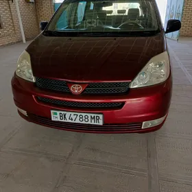 Toyota Sienna 2004