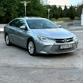 Toyota Camry 2015