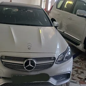 Mercedes-Benz E300 2010