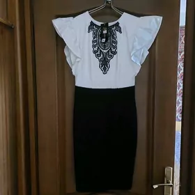 платья для девушки