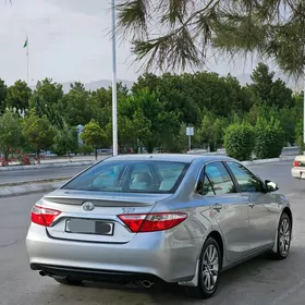 Toyota Camry 2016