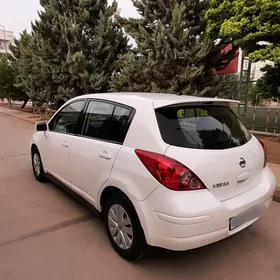 Nissan Versa 2010