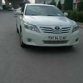 Toyota Camry 2011