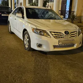 Toyota Camry 2010