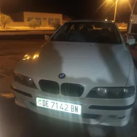 BMW E39 1999