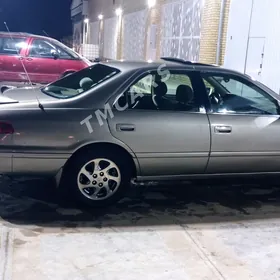 Toyota Camry 1999