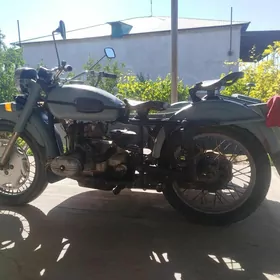 Ural 4320 1990
