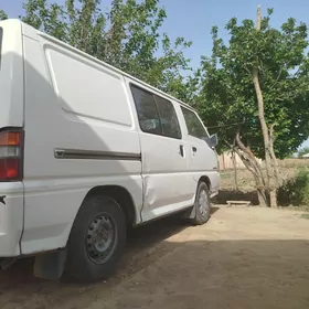 Toyota Hiace 1997