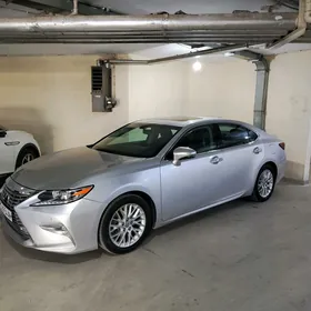 Lexus ES 350 2016