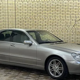 Mercedes-Benz S-Class 2004