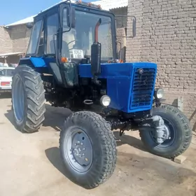 MTZ 82 2004