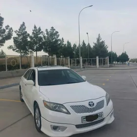 Toyota Camry 2011