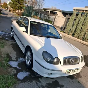 Hyundai Sonata 2004