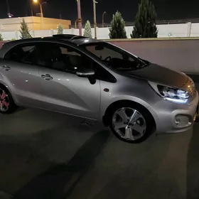 Kia Rio 2013