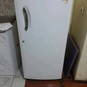 холодилник LG