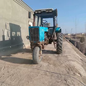 MTZ 80 2000